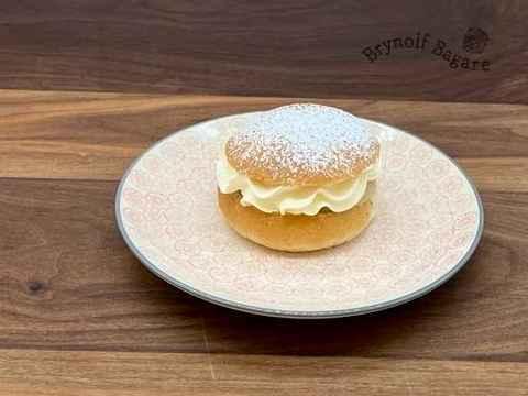 Laktosfri semla